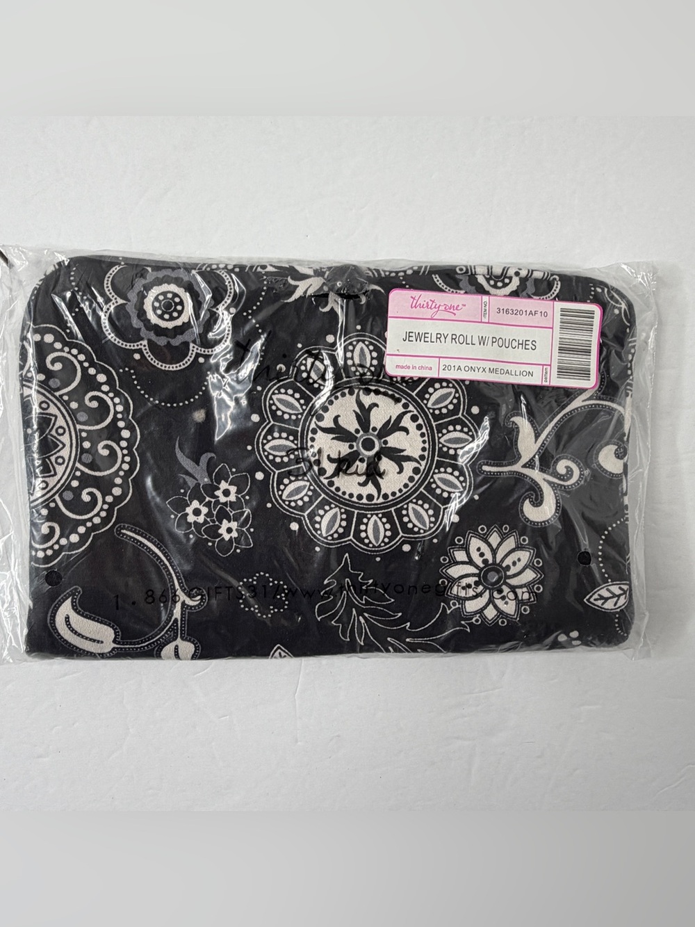 Thirty-One Jewelry Roll with Pouches Onyx Medallion Travel Organizer NEW